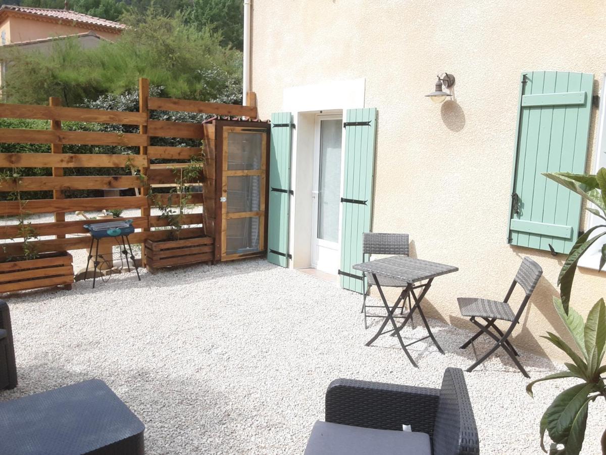 Le Chemin De Bruniele Apartment Aubres Exterior photo