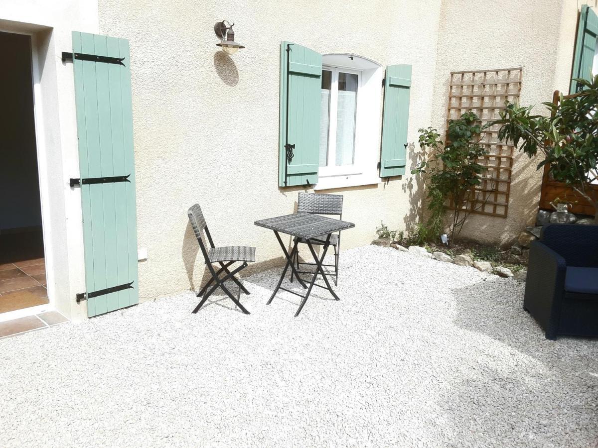 Le Chemin De Bruniele Apartment Aubres Exterior photo